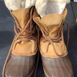 Sorel Women’s Snow Boots Size 8 Sherpa Lined Waterproof Winter Ski Outdoor Lace